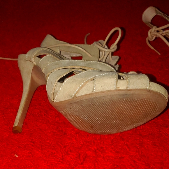 Hollow Out Lace-Up Front Stiletto Heeled - Picture 4 of 6